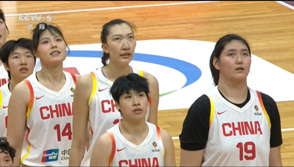 世界杯高清比赛视频-光颜值高有啥用？12分钟没一个助攻+0得分，这还是控卫？快换人吧